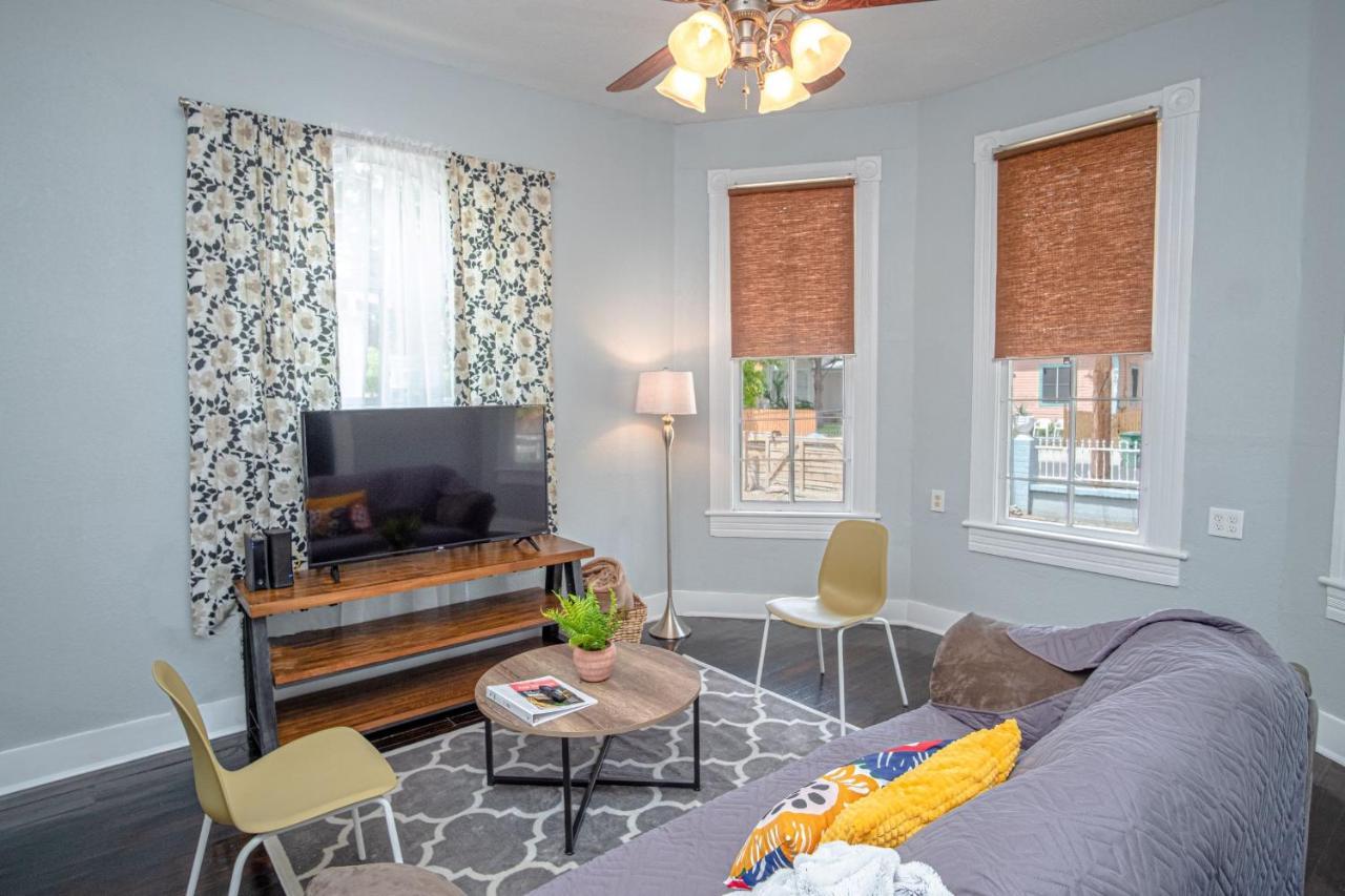 Remodeled Historic 2Br 1Ba House Near Downtown Apartment San Antonio Luaran gambar
